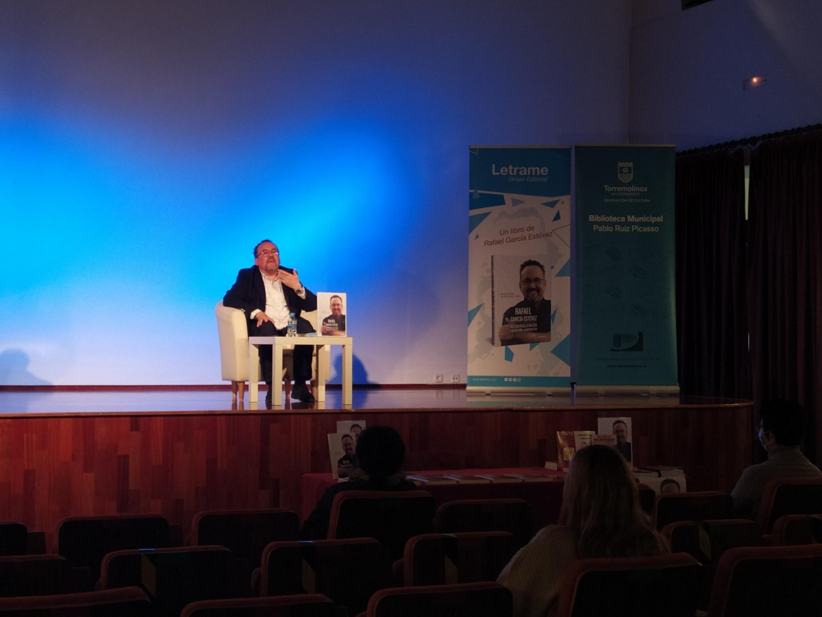 20210422171825_happened_59_presentacion-del-libro-autorrealizacion-de-rafael-garcia-estevez-4.jpg