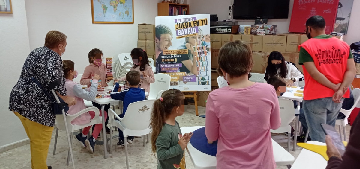 20211129114732_happened_122_20-noviembre-la-biblioteca-juega-en-tu-barrio-10.jpg