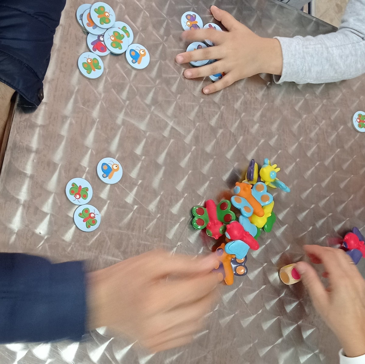 20211129114734_happened_122_20-noviembre-la-biblioteca-juega-en-tu-barrio-14.jpg